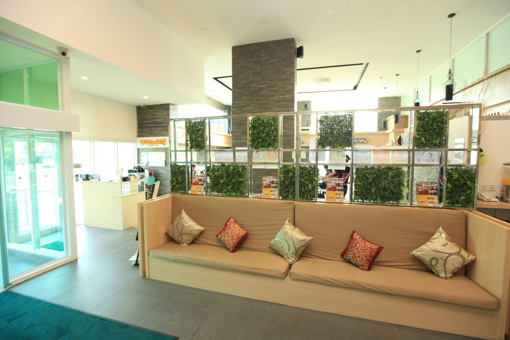 Super Hotel 양곤 외부 사진