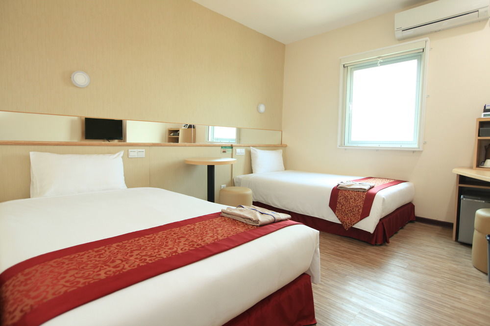 Super Hotel 양곤 외부 사진