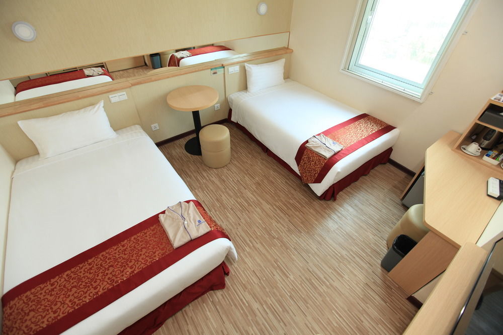 Super Hotel 양곤 외부 사진