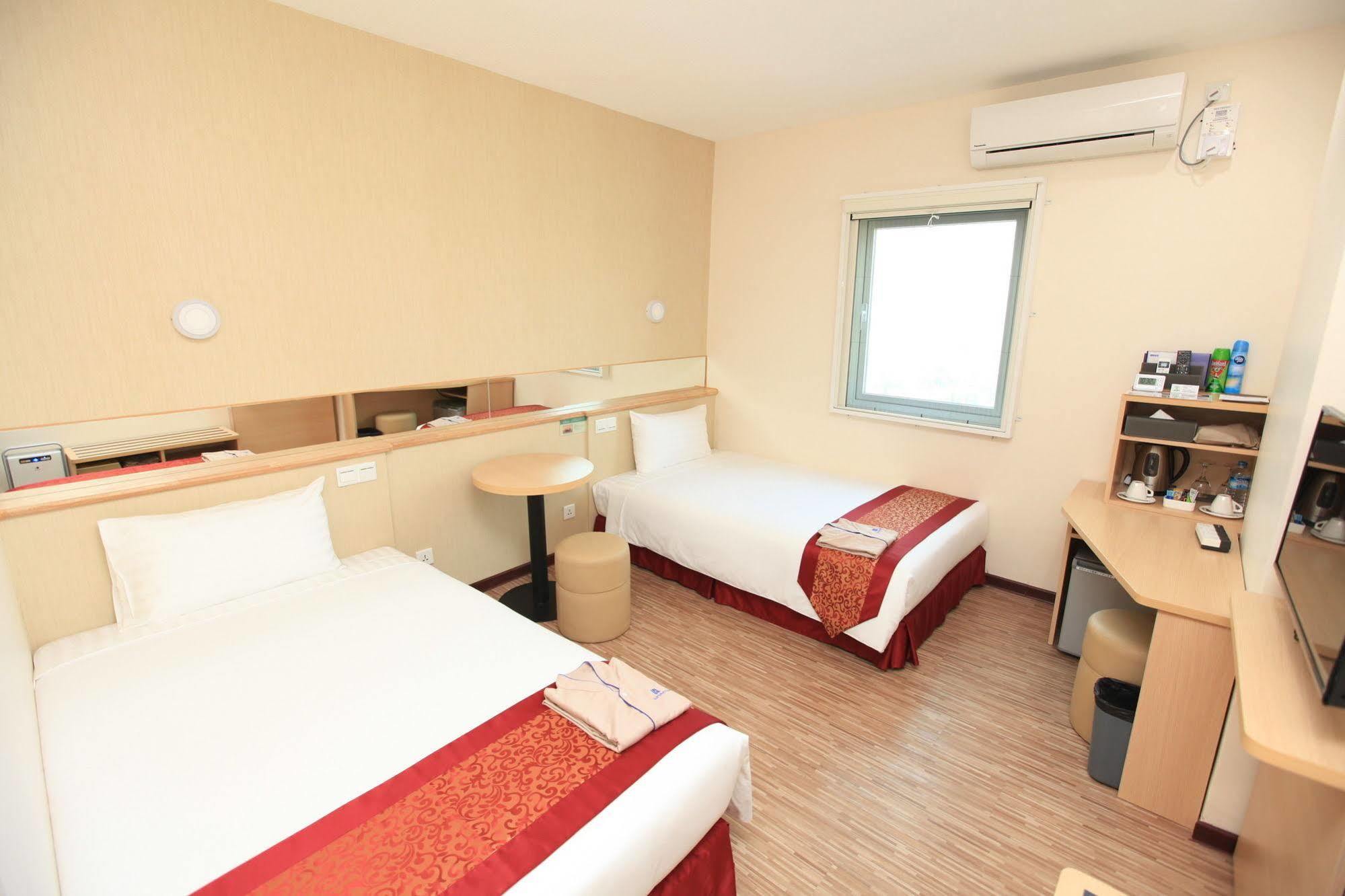 Super Hotel 양곤 외부 사진